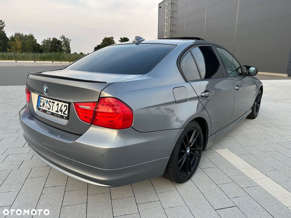 BMW Seria 3 320d Efficient Dynamic Edition Blue Performance Sport Line - 8