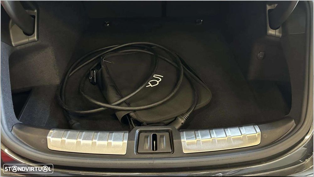 Porsche Taycan 4S - 23