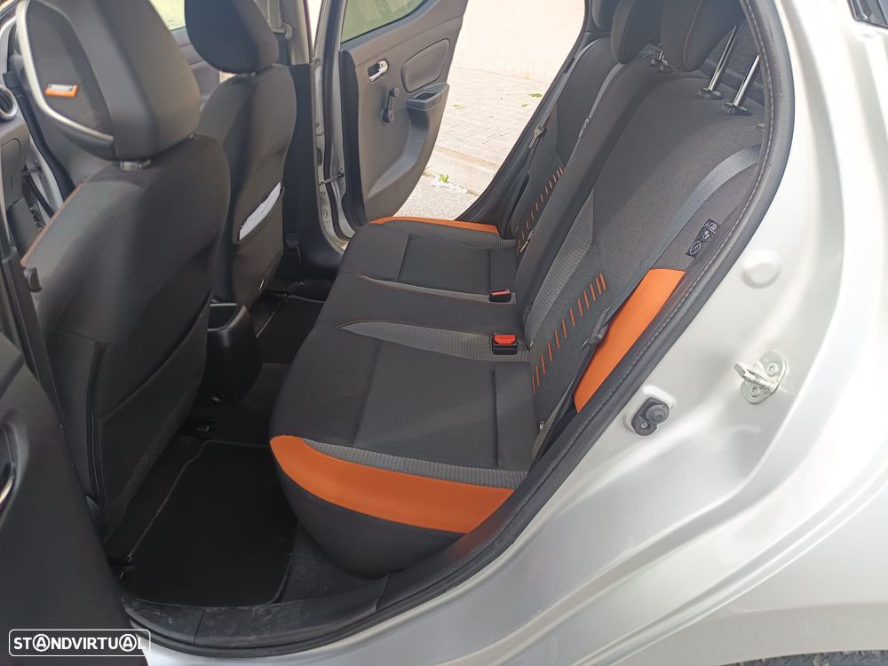 Nissan Micra 0.9 IG-T BOSE Limited Edition S/S - 18