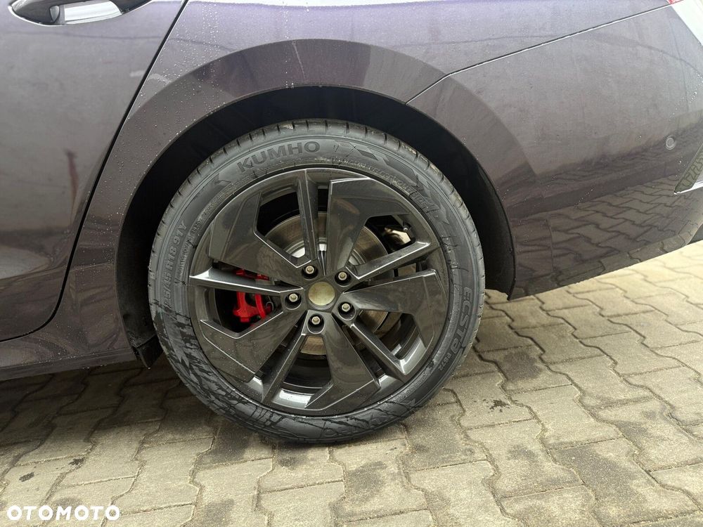 Skoda Octavia 2.0 TSI RS DSG - 32