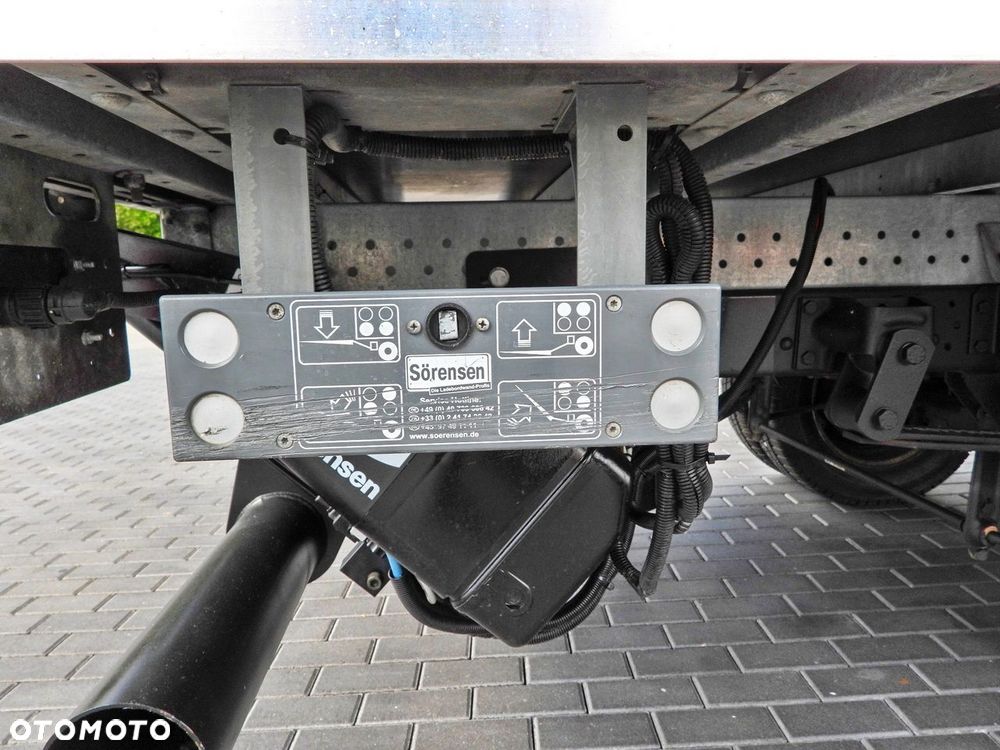 Iveco DAILY 35C16 KONTENER WINDA 8 PALET TEMPOMAT BLIŹNIACZE KOŁA KLIMATYZACJA  160KM - 22