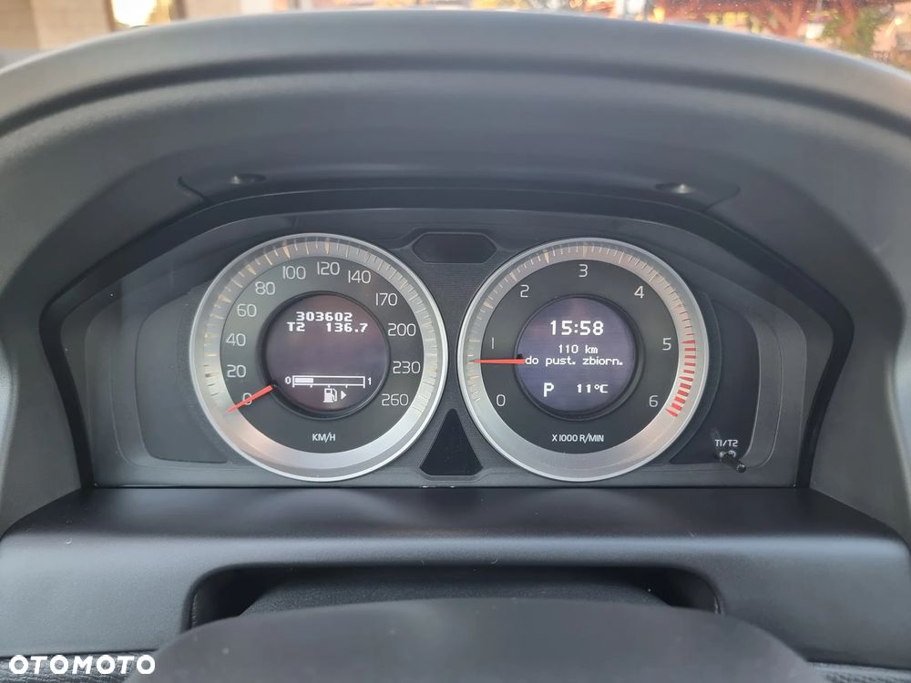 Volvo XC 60 D5 AWD - 17