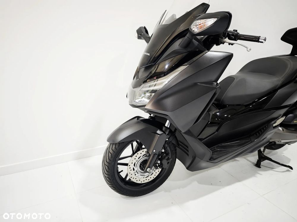 Honda NSS - 11