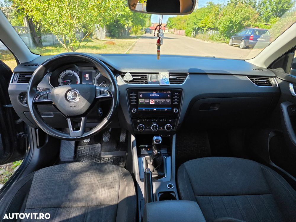 Skoda Octavia 1.6 TDI Style - 12