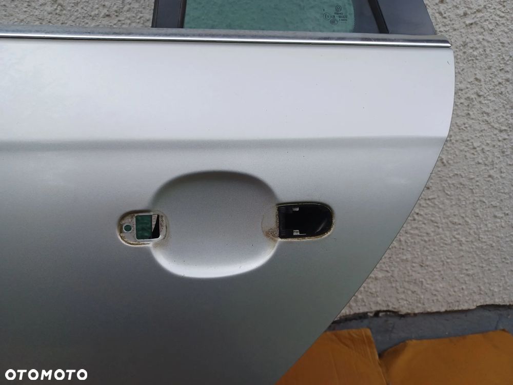 DRZWI TYLNE LEWE GOLF VI KOMBI LA7W - 7