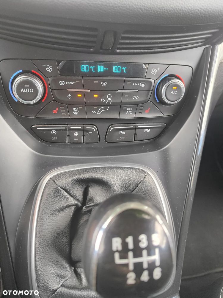 Ford Kuga 1.5 EcoBoost FWD Titanium ASS GPF - 17