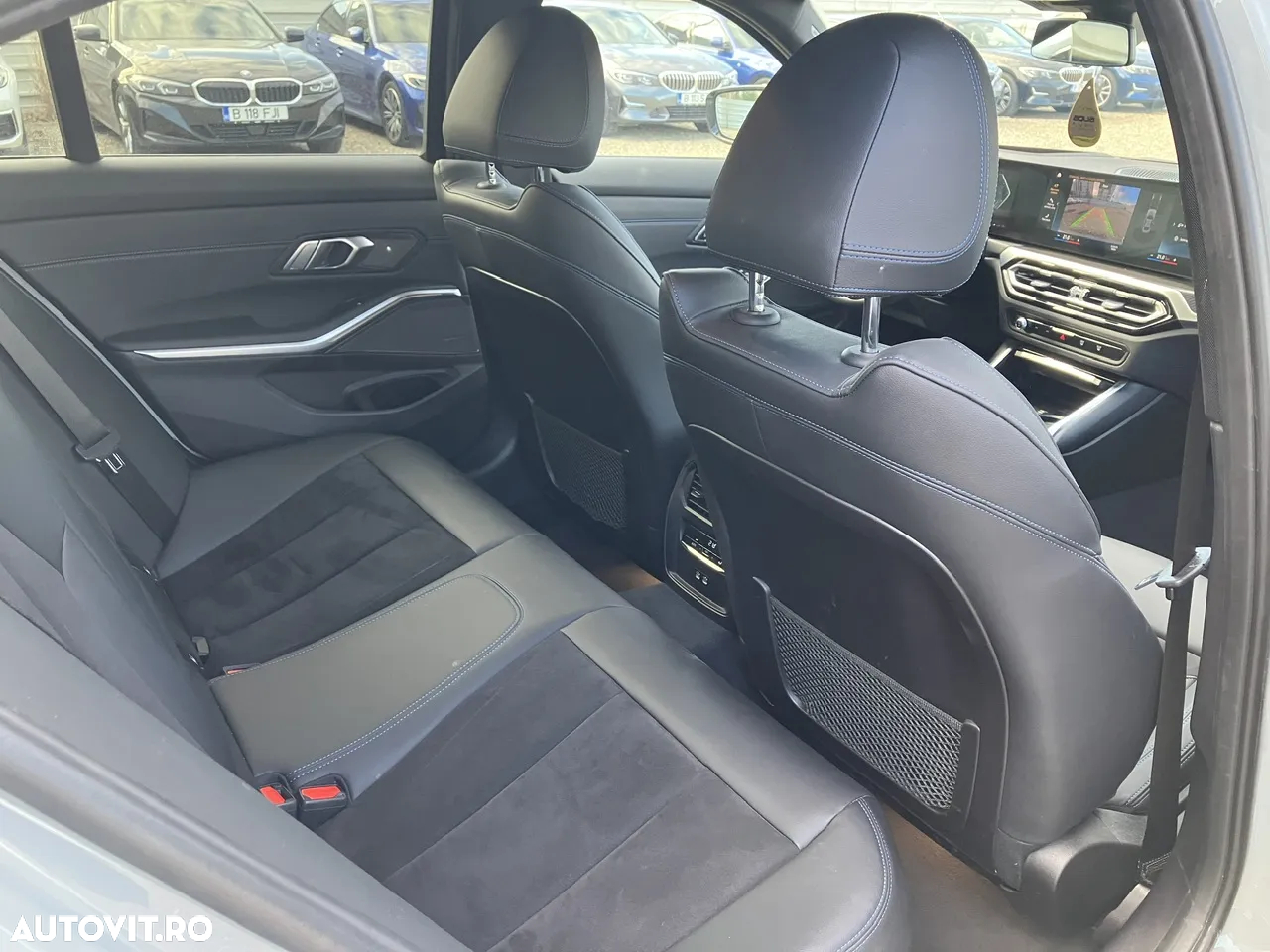 BMW Seria 3 320i xDrive Aut. M Sport - 11