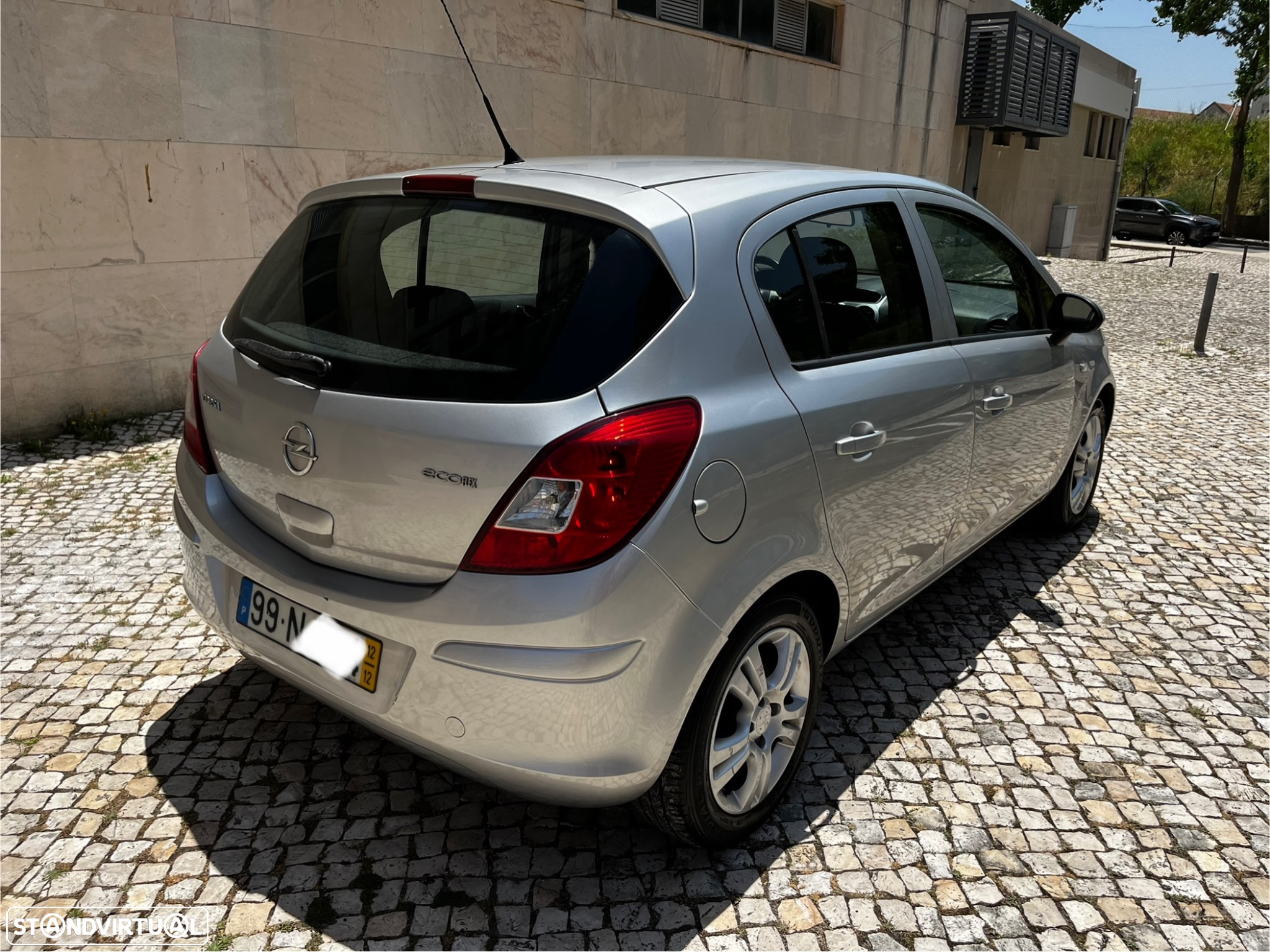 Opel Corsa 1.3 CDTi Enjoy EcoFLEX - 3