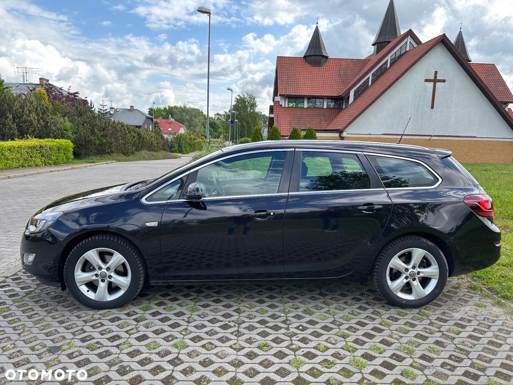 Opel Astra 2.0 CDTI DPF Sports Tourer - 8