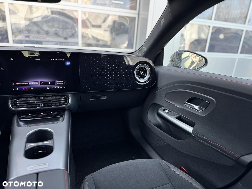 Mercedes-Benz CLA 200 mHEV 4-Matic 8G-DCT - 16