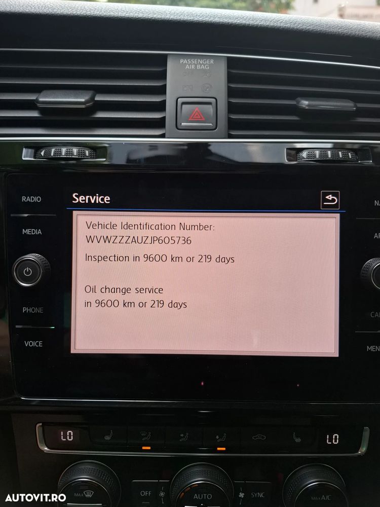 Volkswagen Golf 2.0 TDI DSG Comfortline - 8