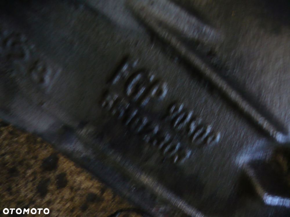 Blok silnika 55182303 Opel Astra H Vectra C Zafira B - 3