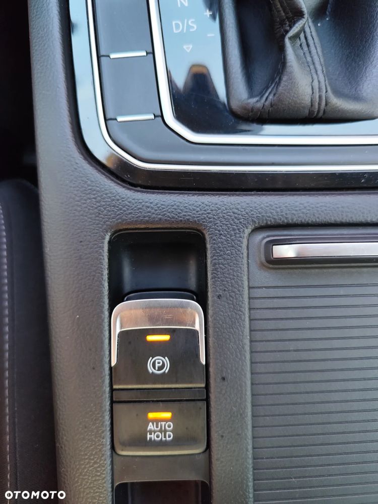 Volkswagen Passat 1.5 TSI EVO Business DSG - 31