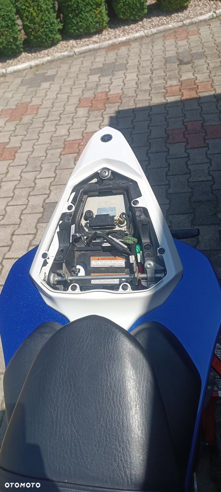 Yamaha YZF - 20