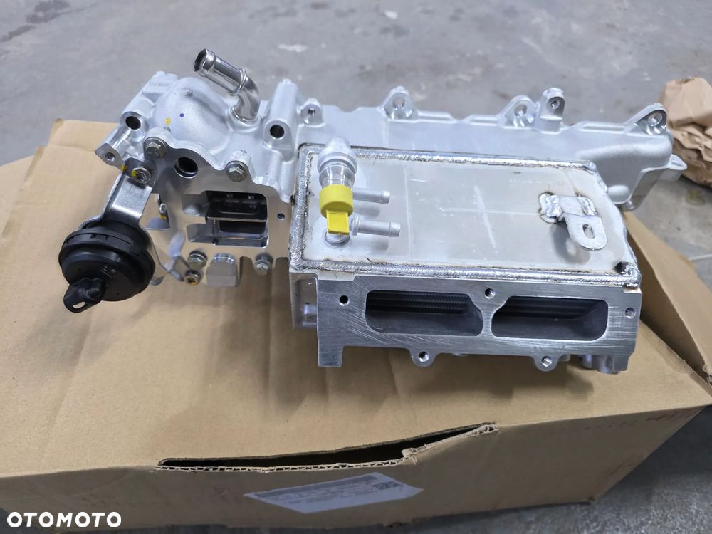 KOLEKTOR SSĄCY Z INTERCOOLEREM RENAULT 2,0 DCI 140013553R NOWY ORYGINAŁ - 2