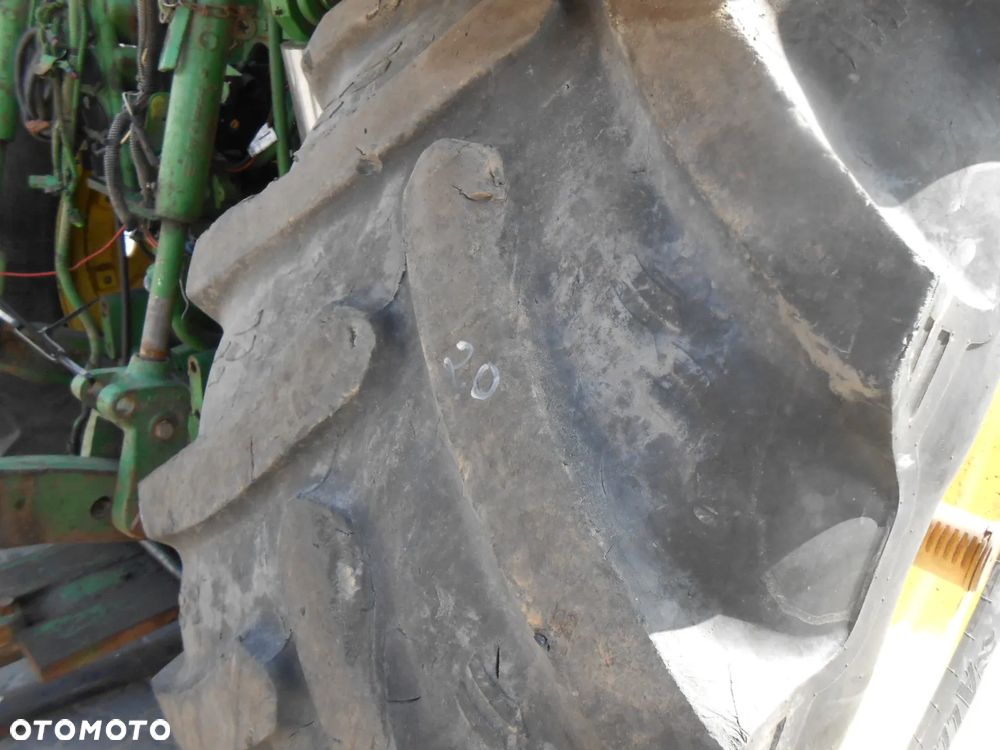 Opony 650/65R42 Alliance Agri-Star 365 John Deere 7720 - 4