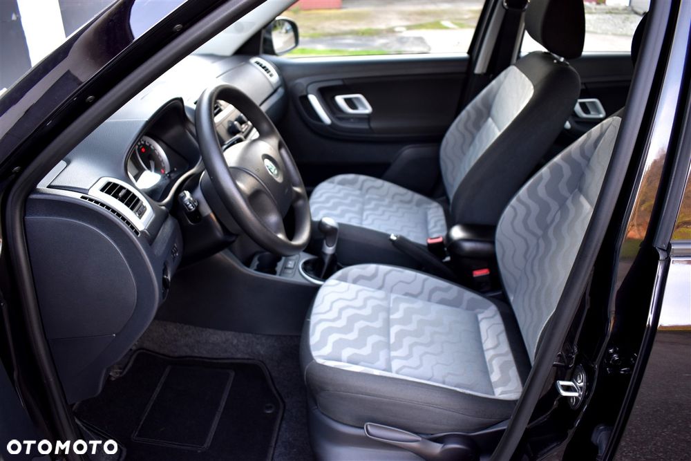 Skoda Fabia 1.4 16V Style - 18