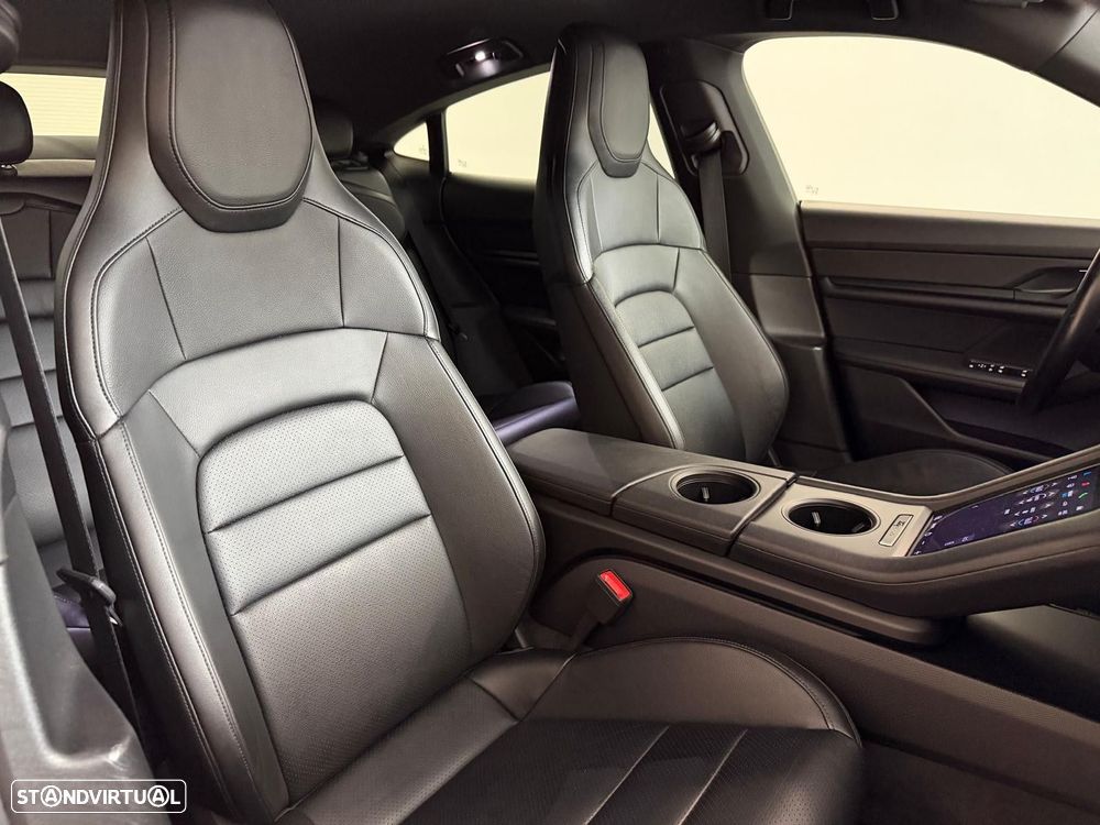 Porsche Taycan Standard - 14