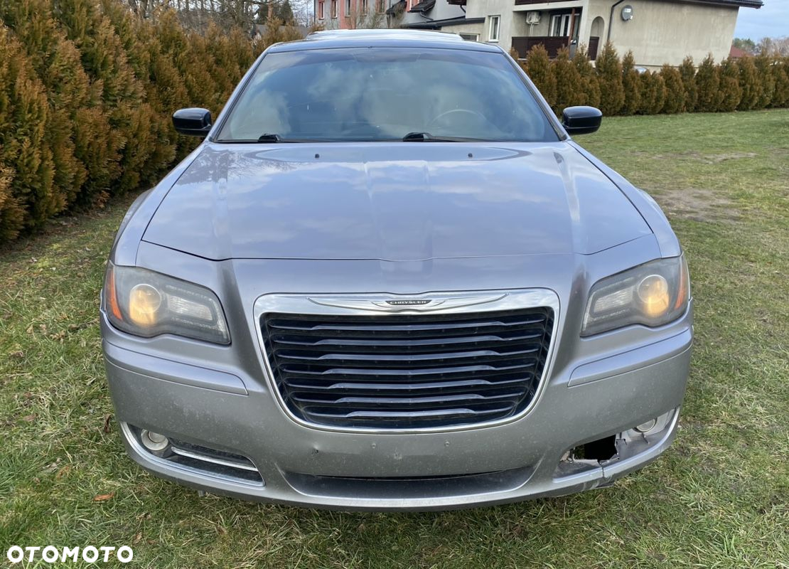 Chrysler 300s - 9