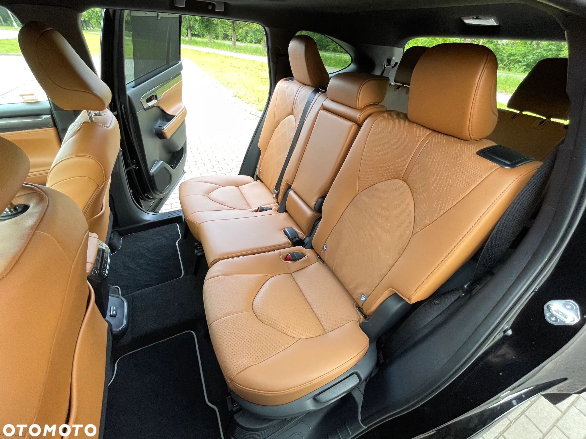 Toyota Highlander 2.5 Hybrid Executive - 15
