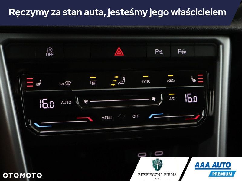 Volkswagen T-Roc - 18