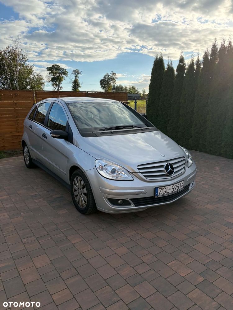 Mercedes-Benz Klasa B - 1
