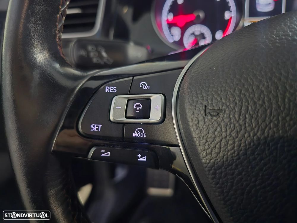 VW Golf 1.6 TDi GPS Edition - 21