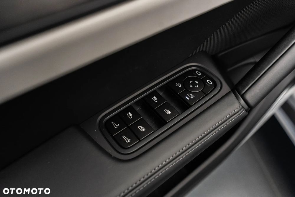 Porsche Cayenne Black Edition - 26