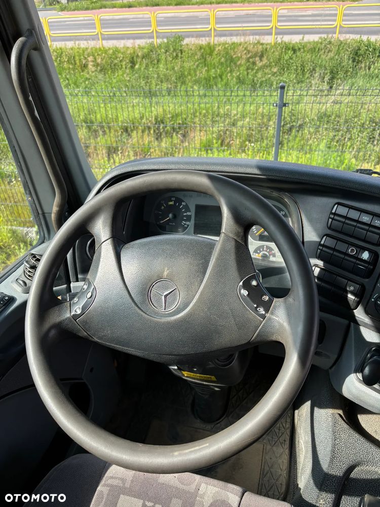 Mercedes-Benz Actros - 13