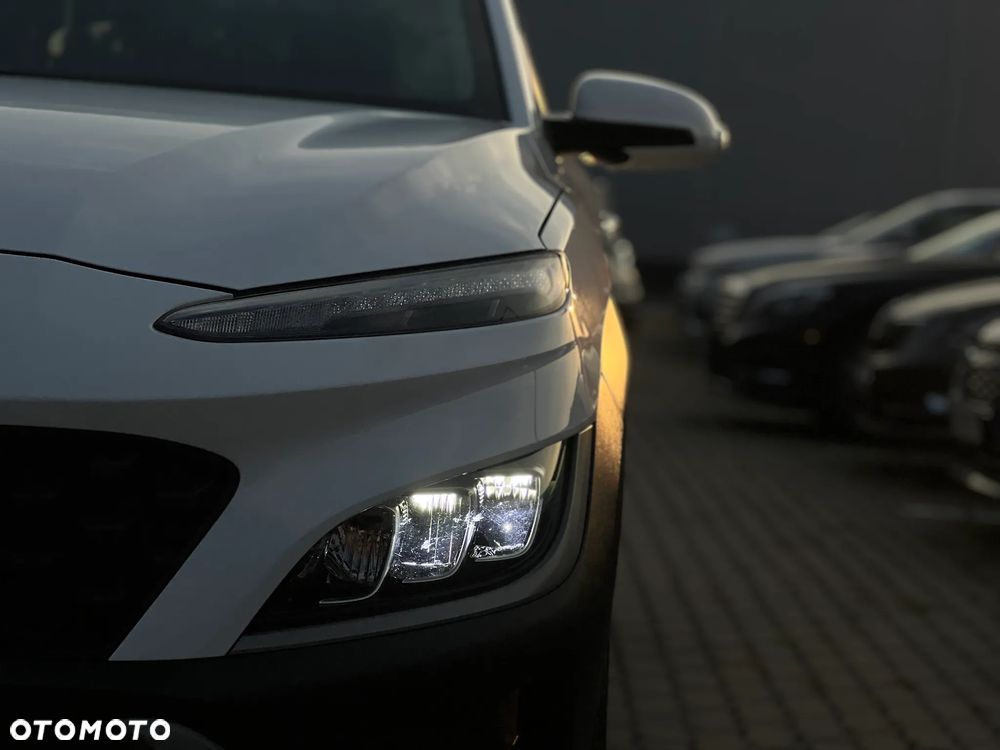Hyundai Kona - 12