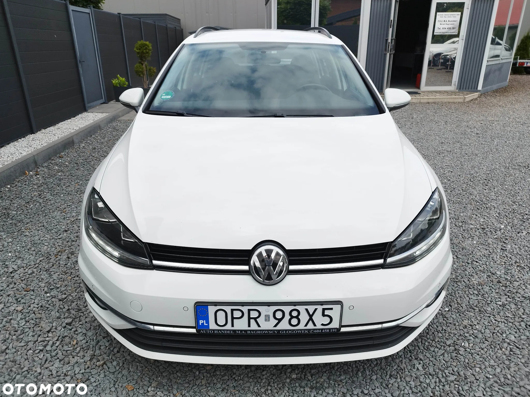 Volkswagen Golf 2.0 BlueTDI Comfortline - 11