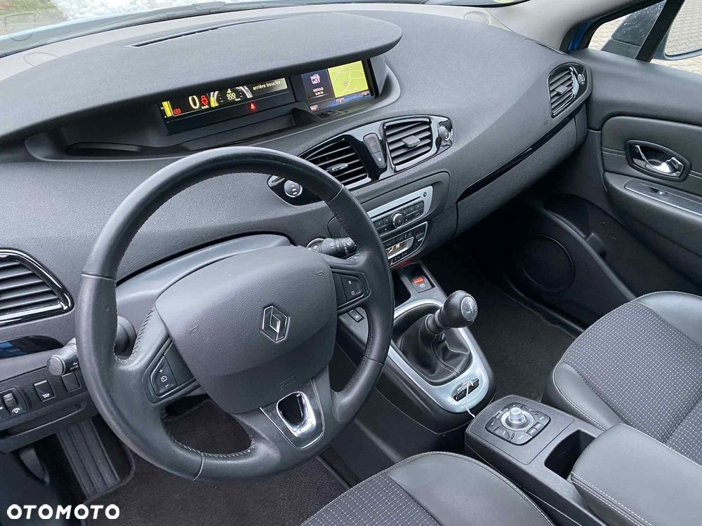 Renault Grand Scenic dCi 110 LIMITED - 17