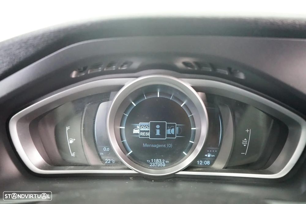 Volvo V40 1.6 D2 R-Design Momentum - 24