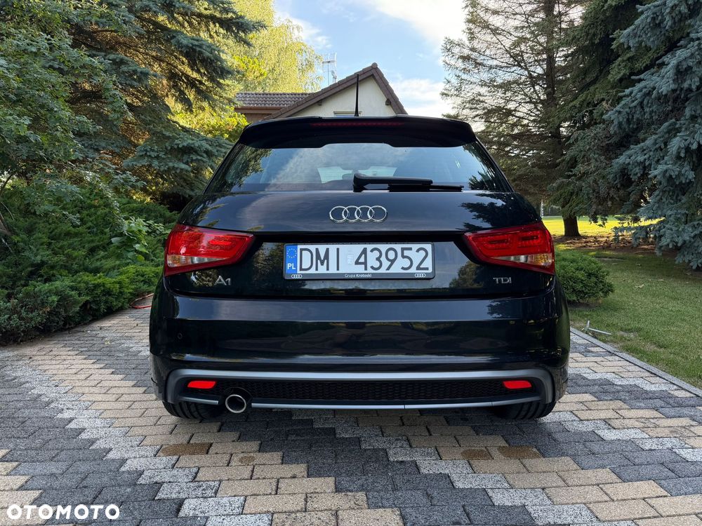 Audi A1 Sportback 1.6 TDI S line edition - 11