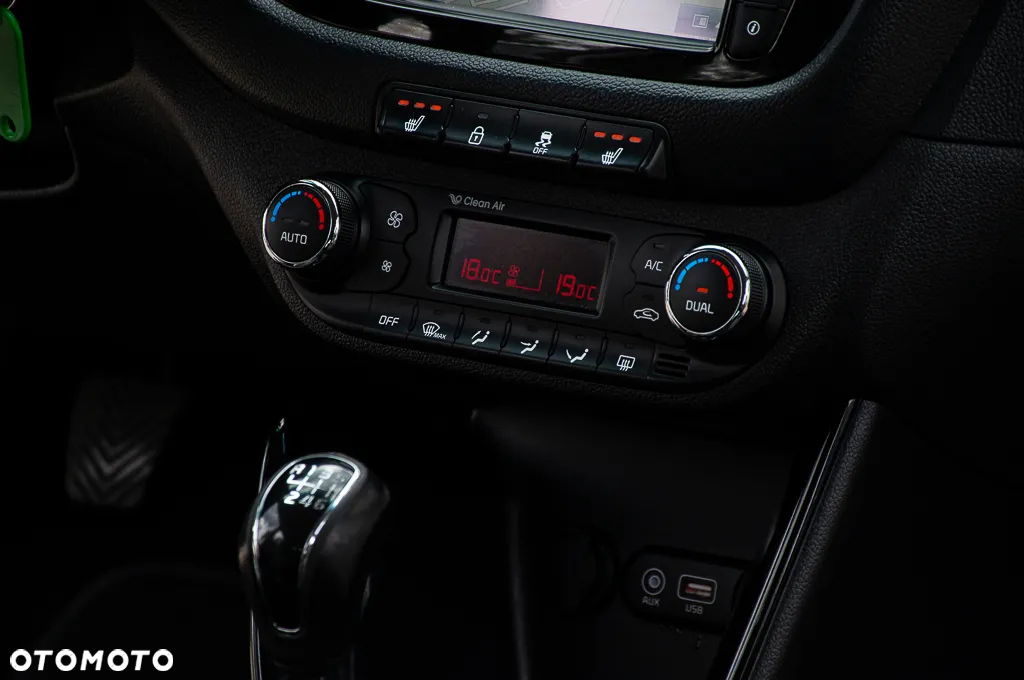 Kia Ceed 1.6 CRDi Platinum Edition - 21