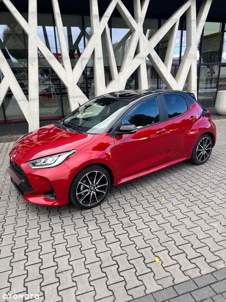 Toyota Yaris 1.5 VVT-i GR SPORT - 26