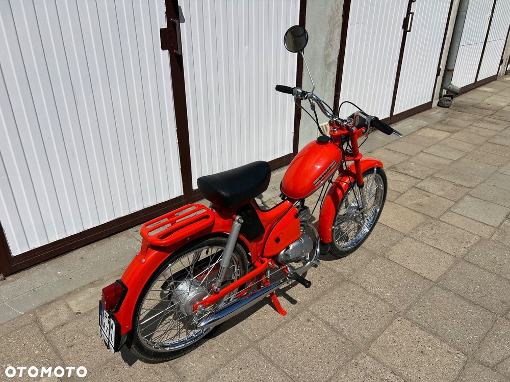 Komar 50 - 3