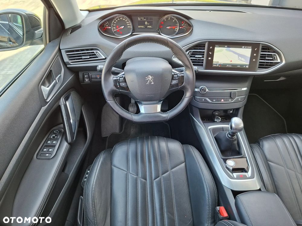 Peugeot 308 BlueHDi FAP 120 Stop & Start Allure - 23