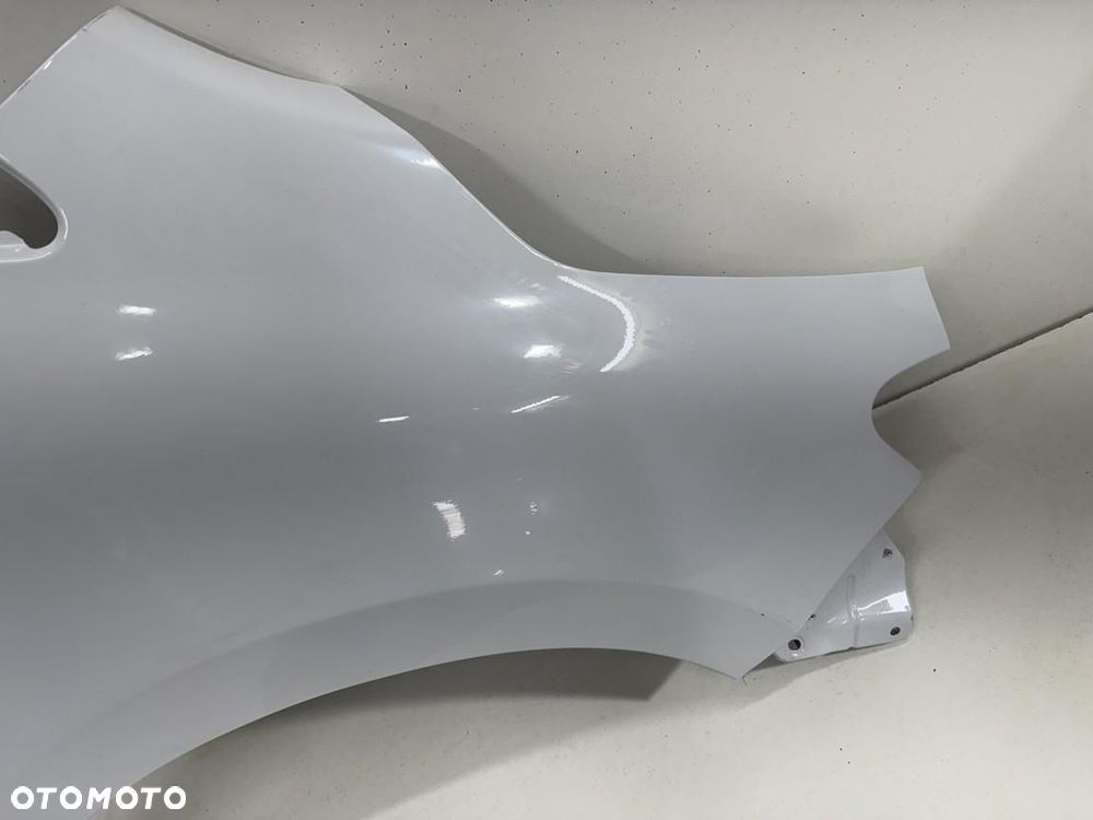 Przedni prawy błotnik  Mercedes citan II 420 A4208801400 - 2
