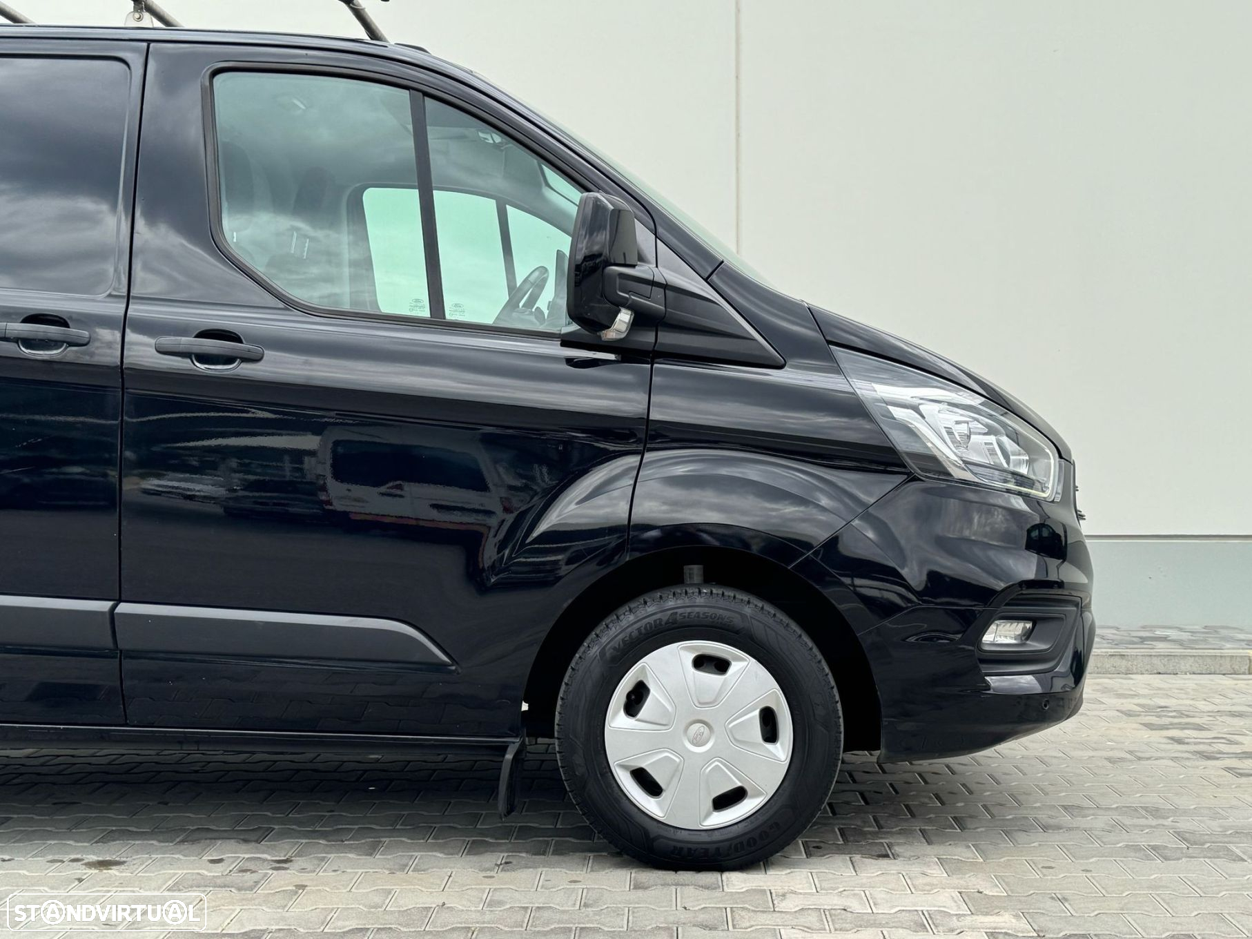 Ford Transit Custom 300L1 2.0 H1-T.B.Ambiente - 11