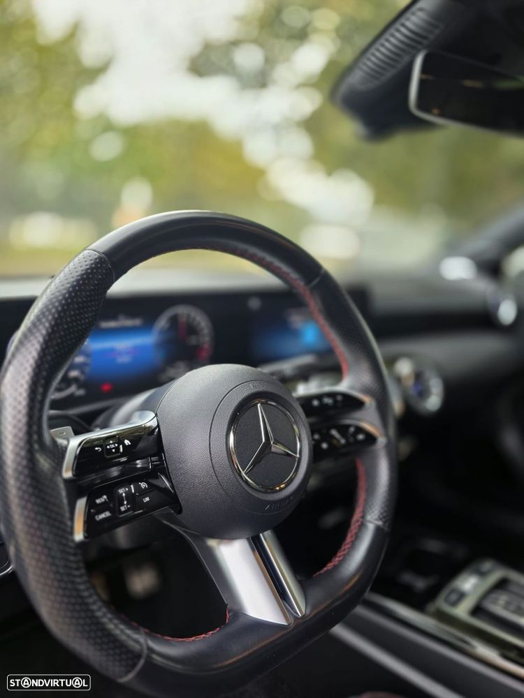 Mercedes-Benz A 250 - 10