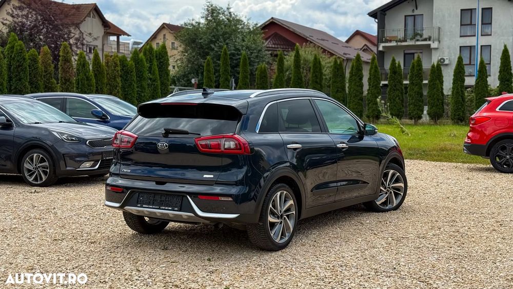 Kia Niro 1.6 GDI 2WD Aut. Vision - 4