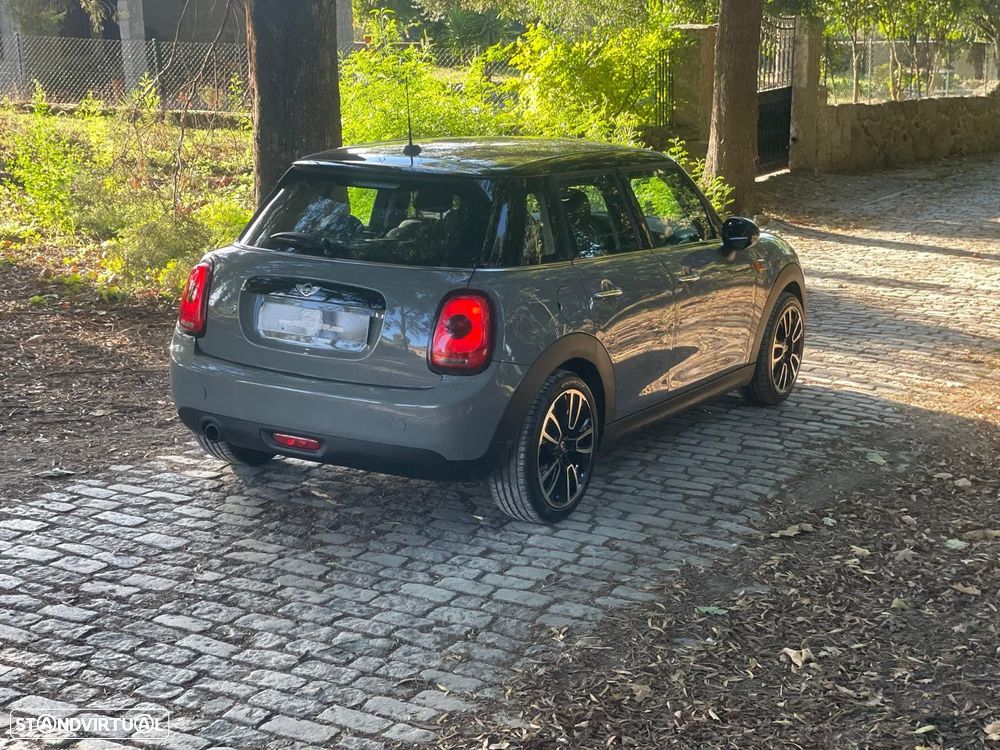 MINI 5 Portas Cooper D Aut. - 6