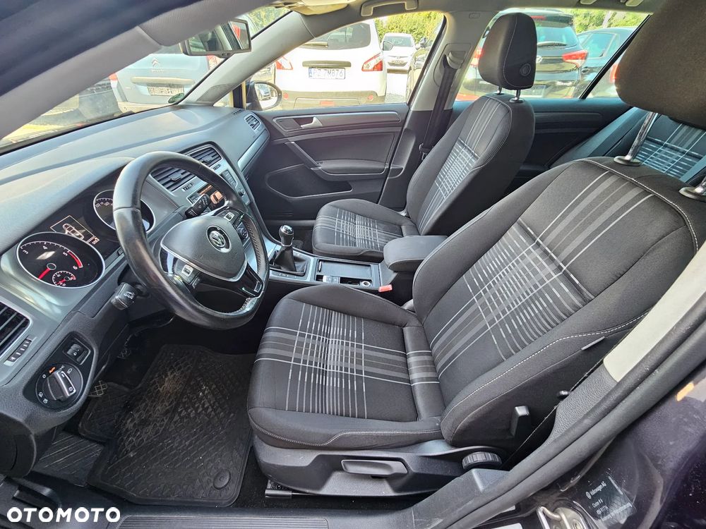 Volkswagen Golf 2.0 TDI BlueMotion Technology Lounge - 22