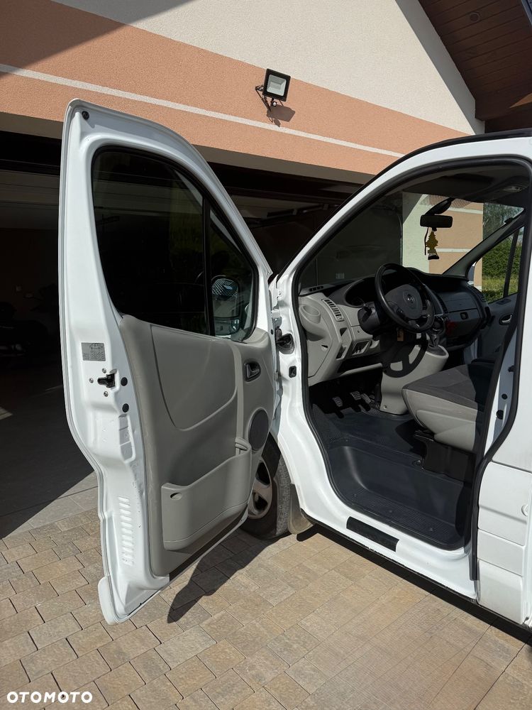 Opel Vivaro - 20
