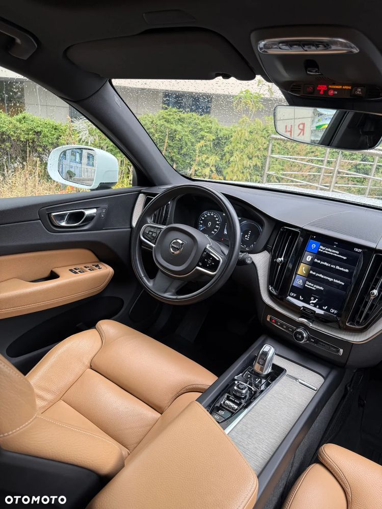 Volvo XC 60 T8 AWD Recharge Geartronic Inscription - 24
