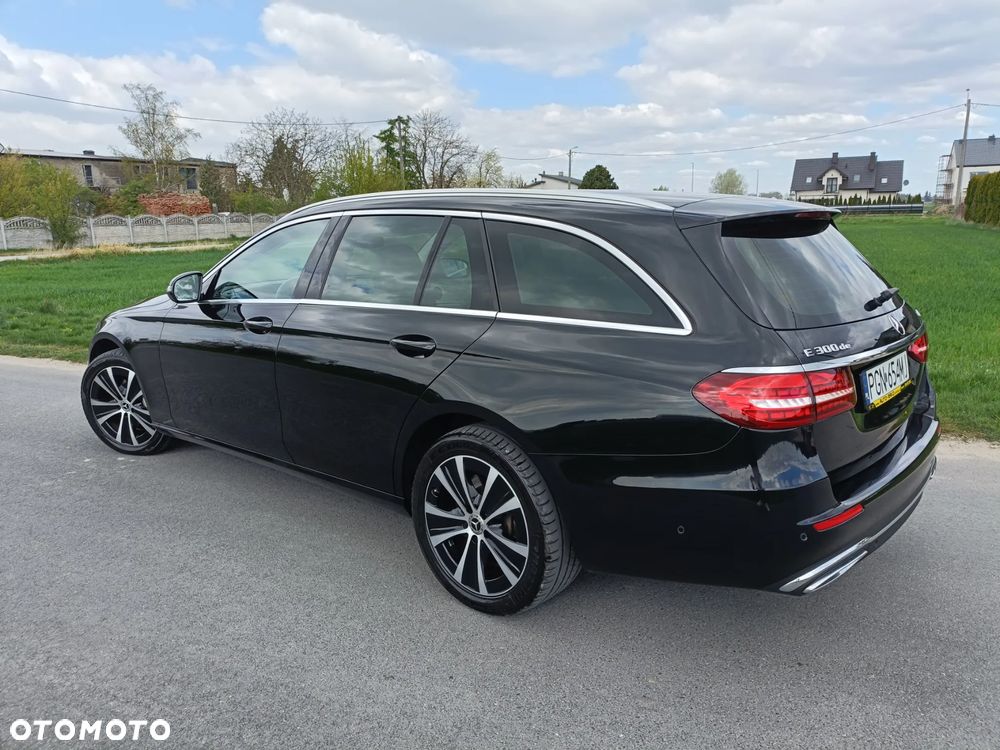 Mercedes-Benz Klasa E - 33