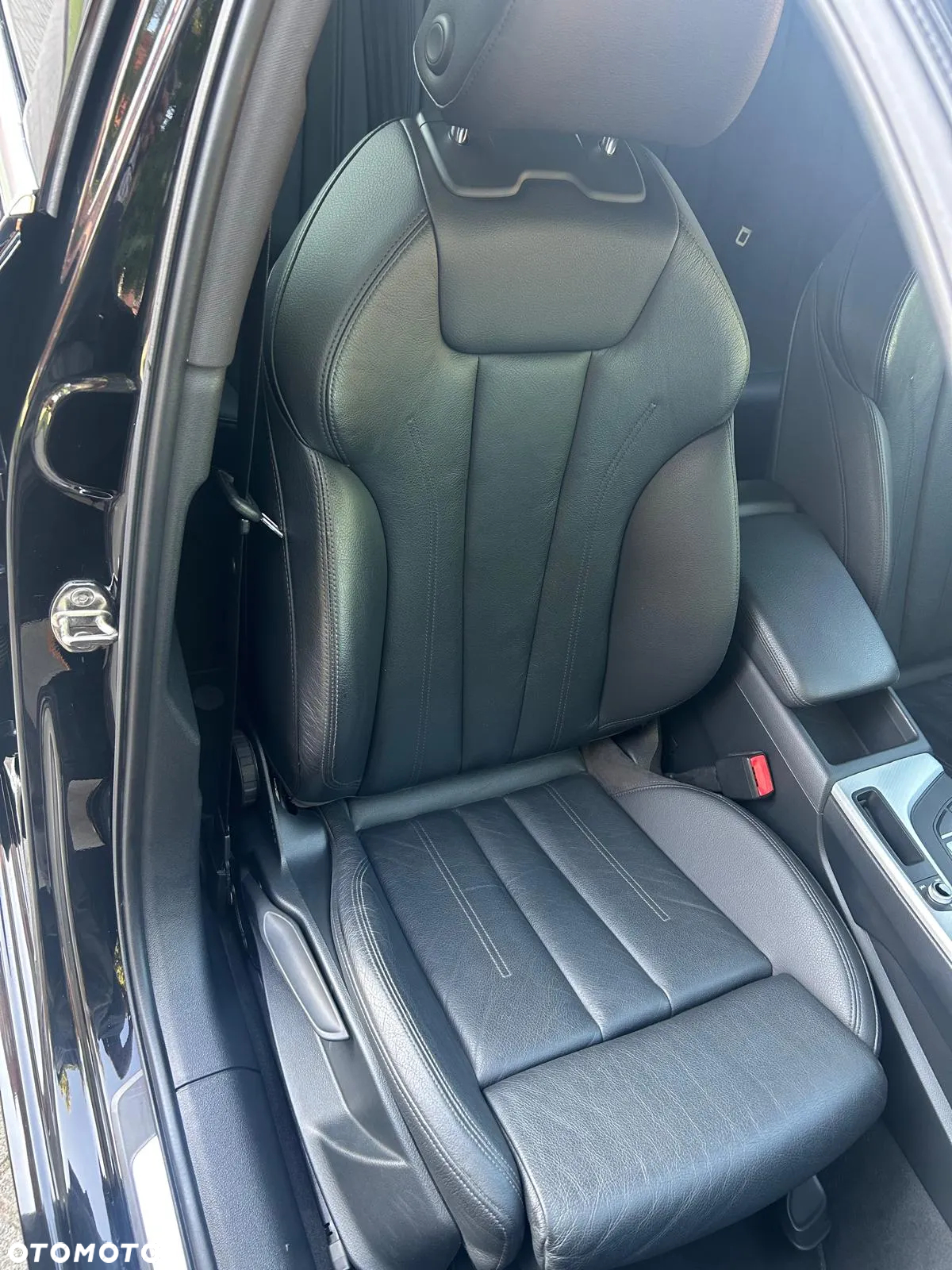 Audi A4 Avant 40 TFSI S tronic S line - 15