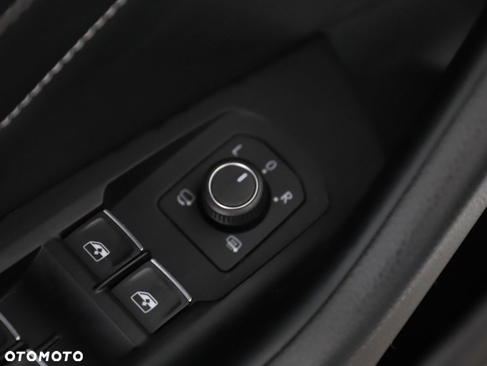 Volkswagen Passat Variant - 23