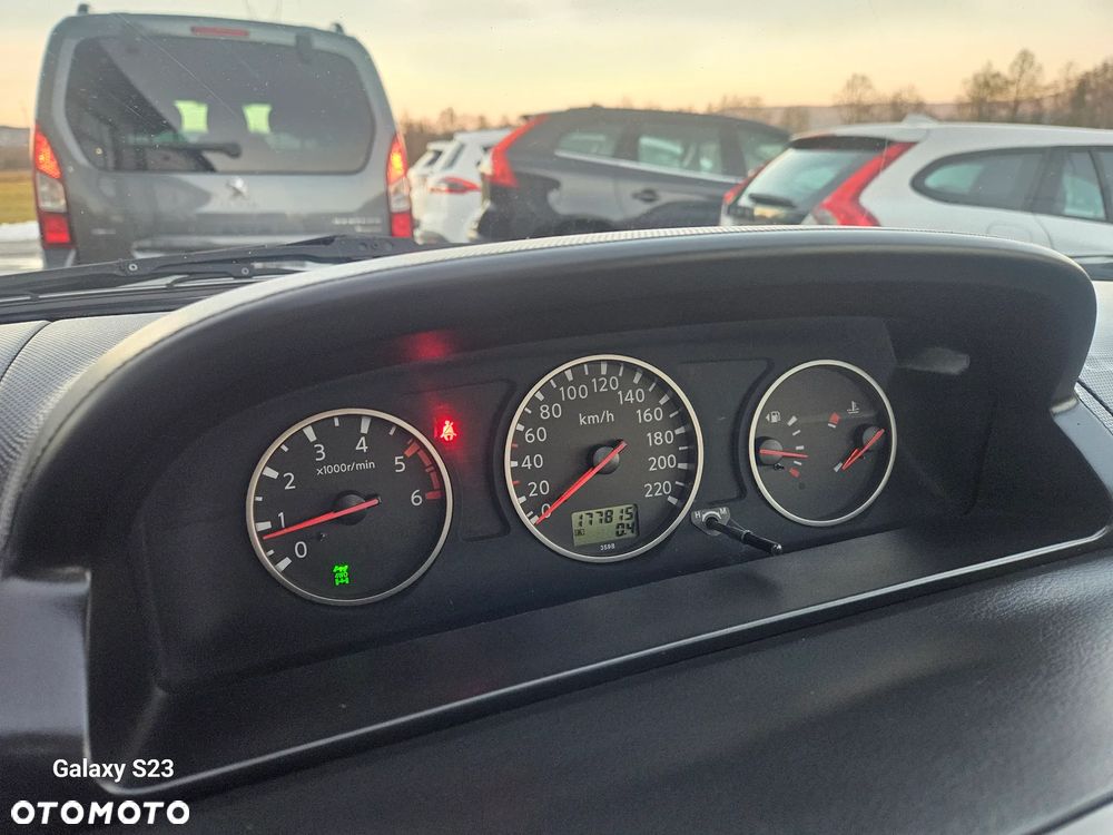 Nissan X-Trail 2.2 dCi Elegance - 12